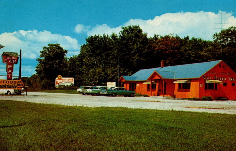 Cut River Inn (Fishers Bar and Restaurant, Callihans) - Cut River Inn Postcard